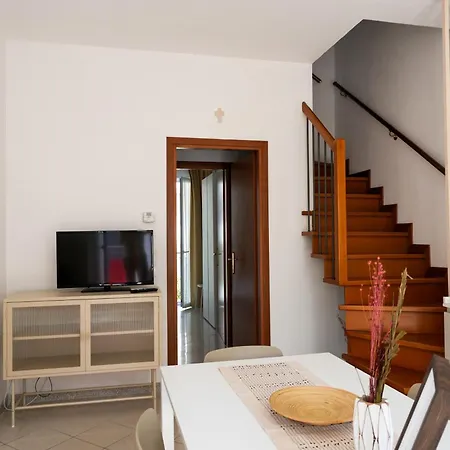 Dainese Apartments, Casa Abigail Διαμέρισμα *